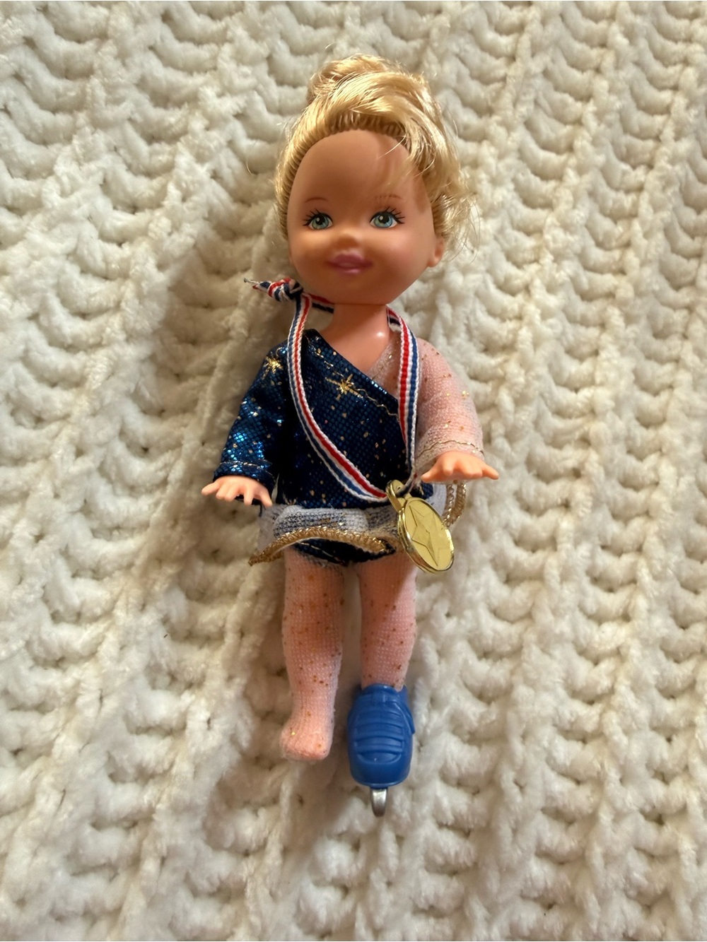 Vintage Barbie Kelly Doll 1997 Salt Lake City Olympic Figure Ice Skater 4"